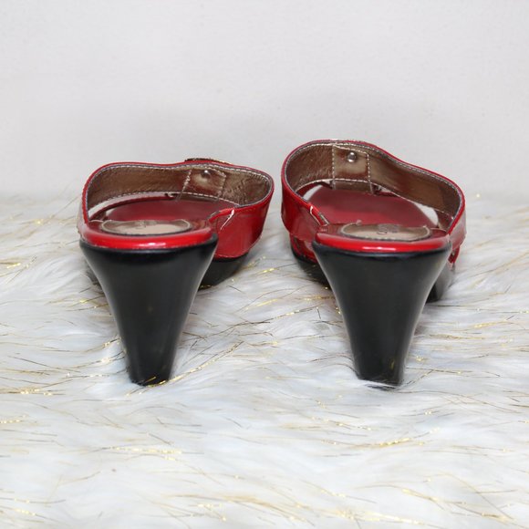 Shiny Red & Gold Heel Sandals - Picture 5 of 5